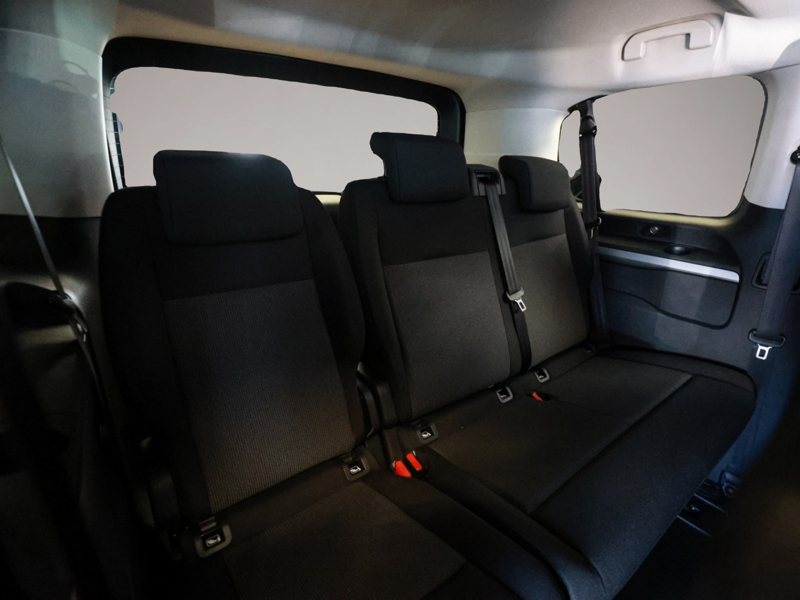 Bild 5 Peugeot Traveller