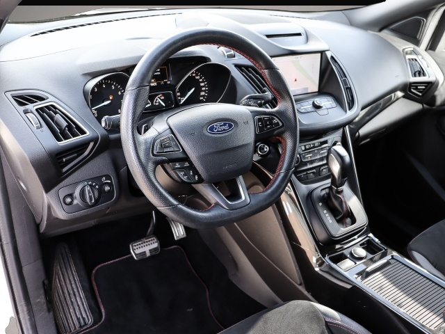 Fotografie 3 des Ford Kuga ST-Line 1.5 EcoBoost Navi Bi-Xenon ACC El.