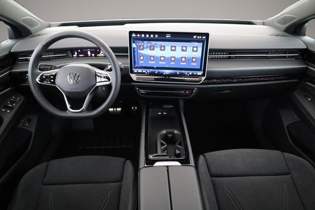 Fotografie 3 des Volkswagen ID.7 Pro 210 kW ID.7 Pro Black, HuD, IQ.Light, IQ.Dr.