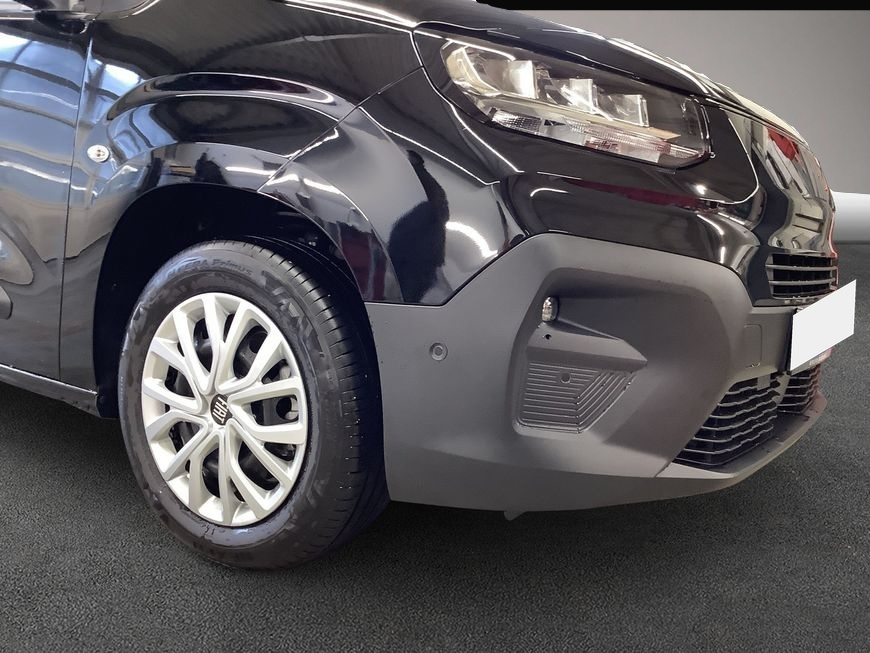 Fotografie 6 des Fiat Doblo 1.5 BlueHDi L1 Paket Techno! RFC* PDC v+h*