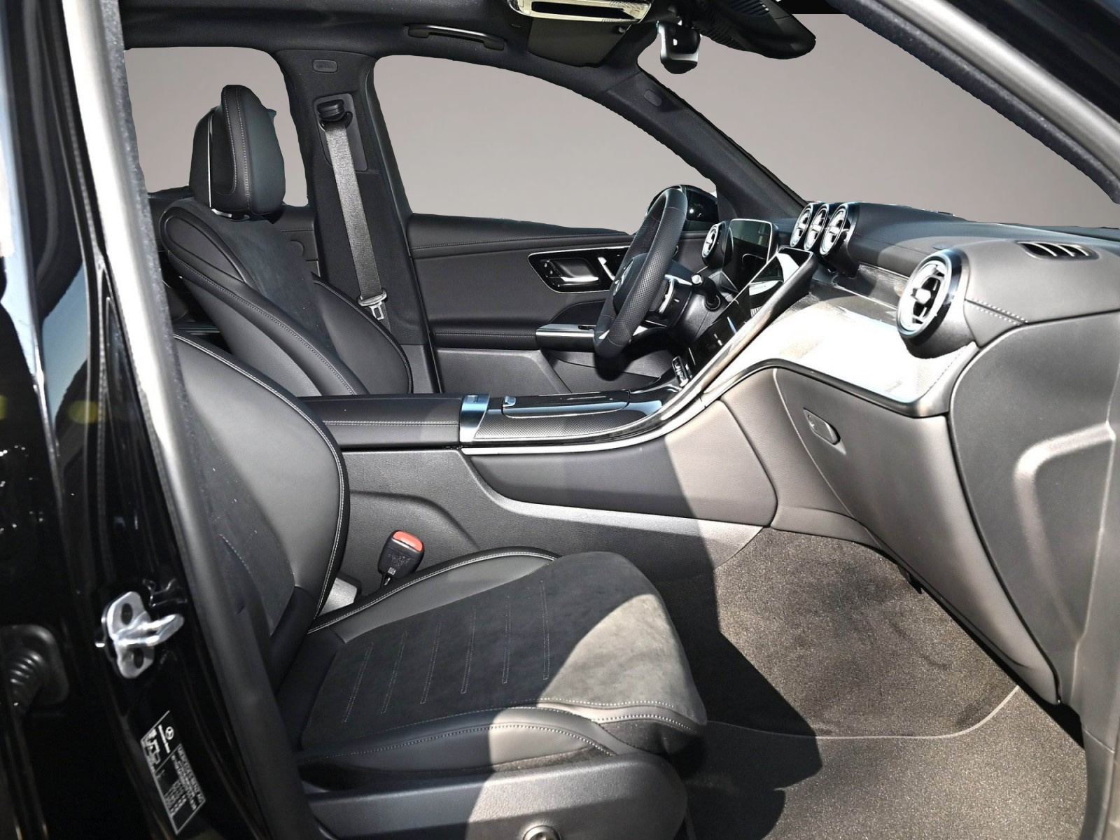 Bild 2 Mercedes-Benz GLC 200