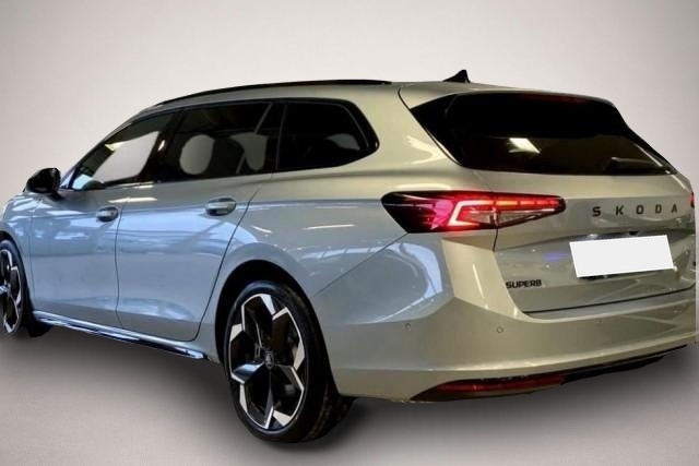 Bild 4 SKODA Superb