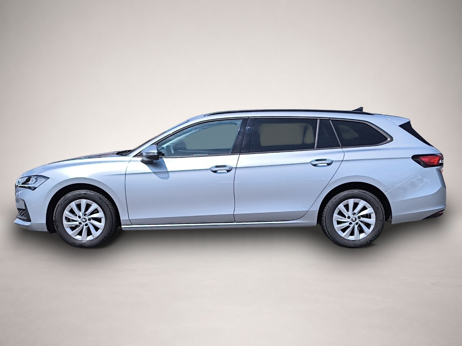 Bild 4 Skoda Superb Combi 2.0 TDI DSG Essence RFK NAVI ACC LE