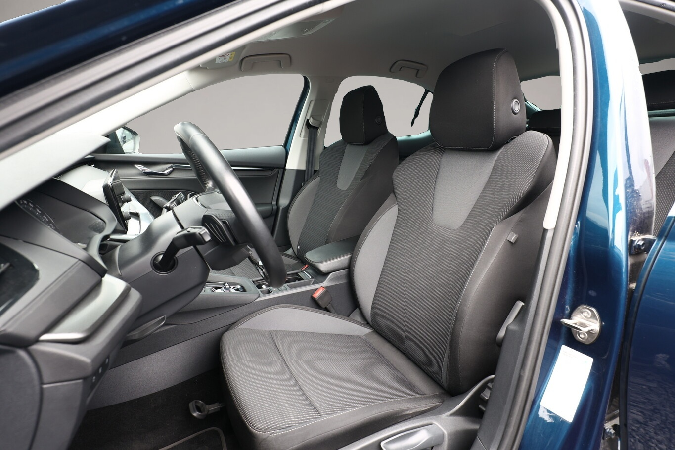 Bild 5 Skoda Octavia 2.0 TDI 150 DSG Ambition SmartLi SHZ PDC