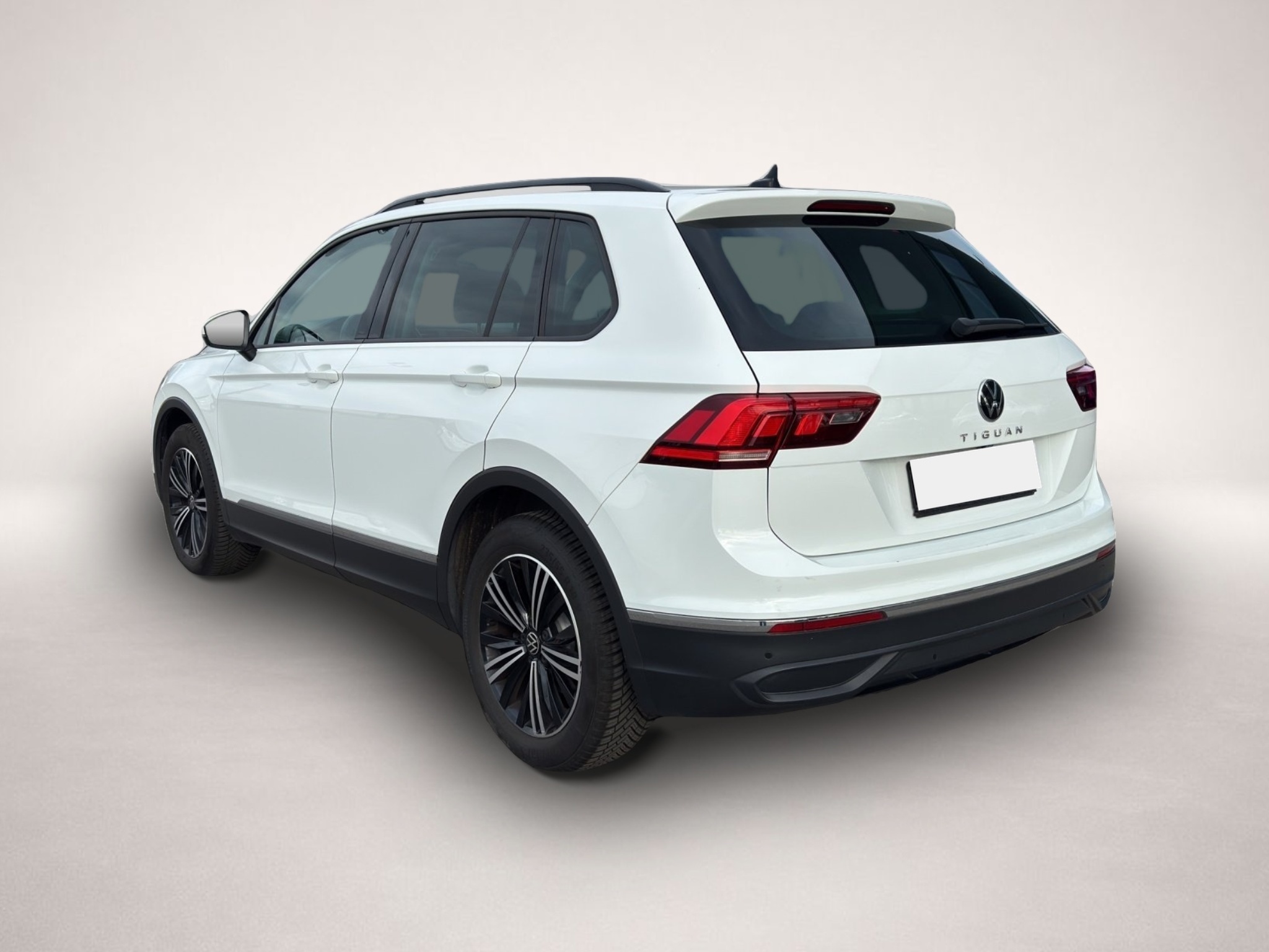 Bild 4 Volkswagen TIGUAN 1.5 TSI LIFE +LED+NAVI+ACC+SHZ+18ALU