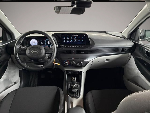 Bild 6 Hyundai i20 Pure 1.2 MPI / Navi / PDC Hinten + Kamera / Abg.