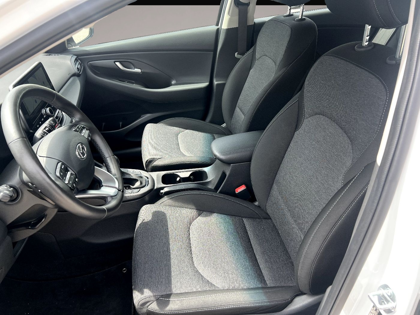 Bild 7 Hyundai i30 cw 1.5 T-GDI Trend *LED Navi Sitzh. Kamera*