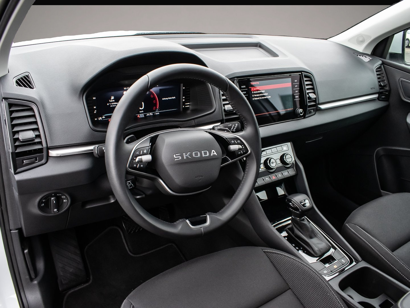 Bild 7 Skoda Karoq 2.0 TDI DSG SelectionTour