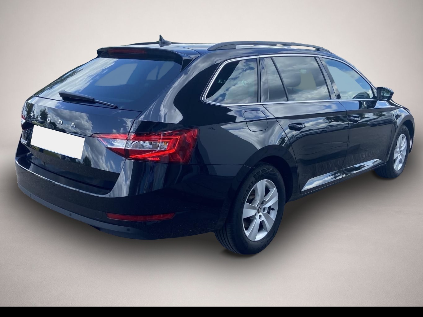 Bild 5 Skoda Superb Combi 1.5 TSI DSG AHK+KOMFORT-PLUS+SMART-