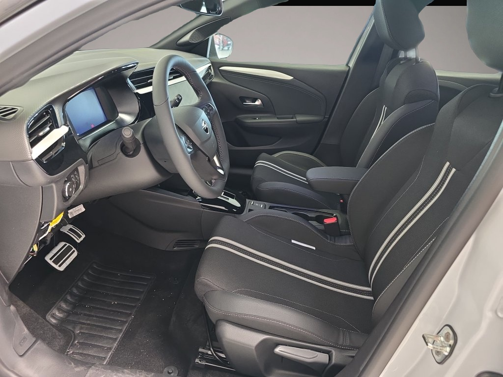 Fotografie 3 des Opel Corsa F MHEV GS Automatik Winter 2xPDC KAM 17-AL