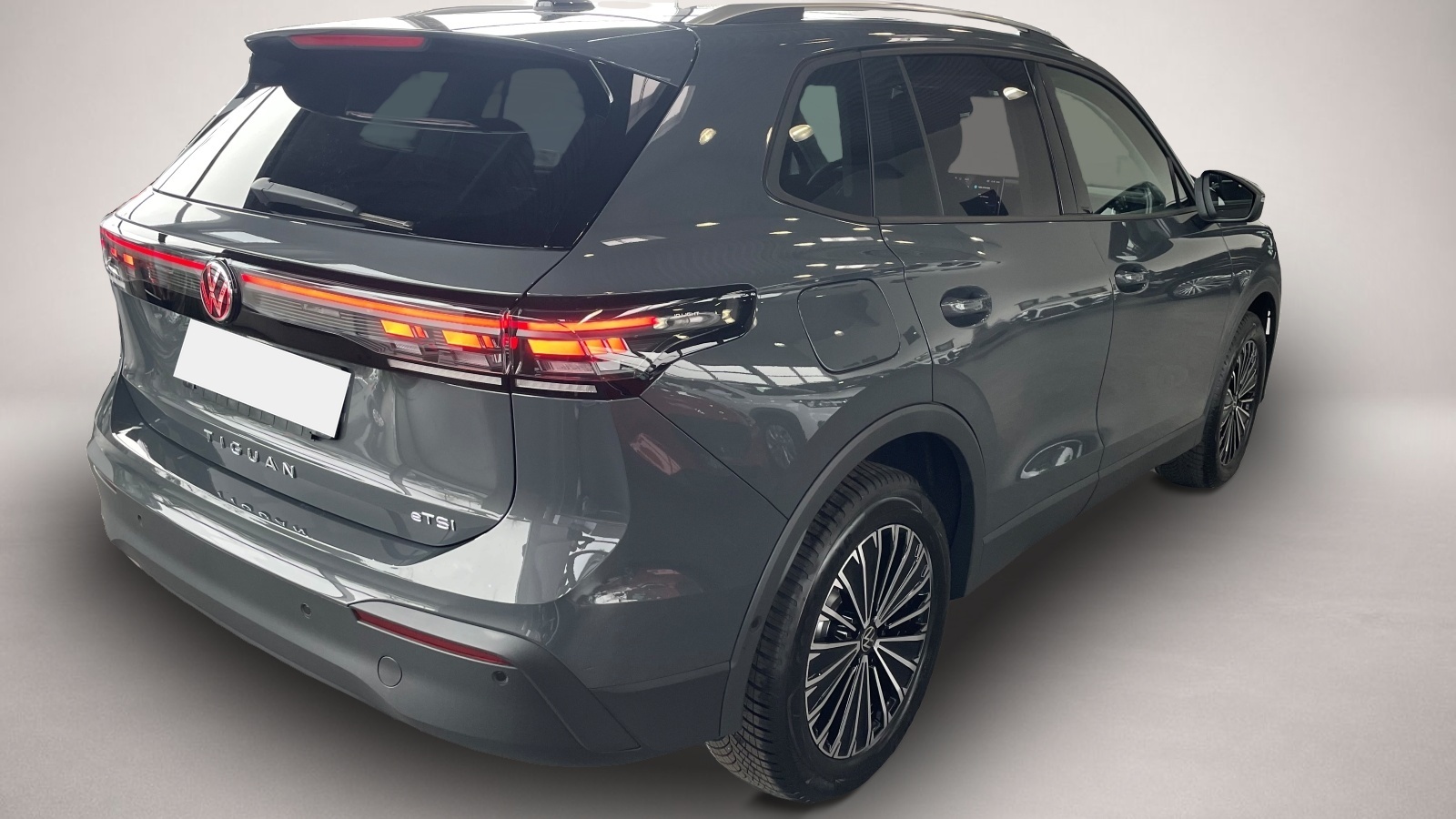 Bild 4 Volkswagen Tiguan 1.5 Prime el. AHK Navi Kamera IQ-Light Am