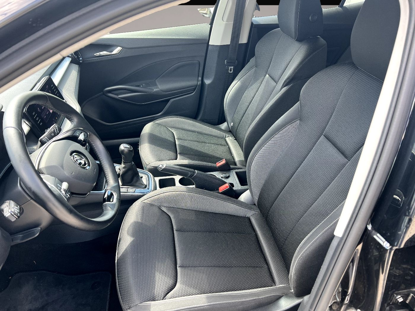 Bild 7 Skoda Fabia 1.0 TSI Tour *LED Klima Alu PDC Virtual*