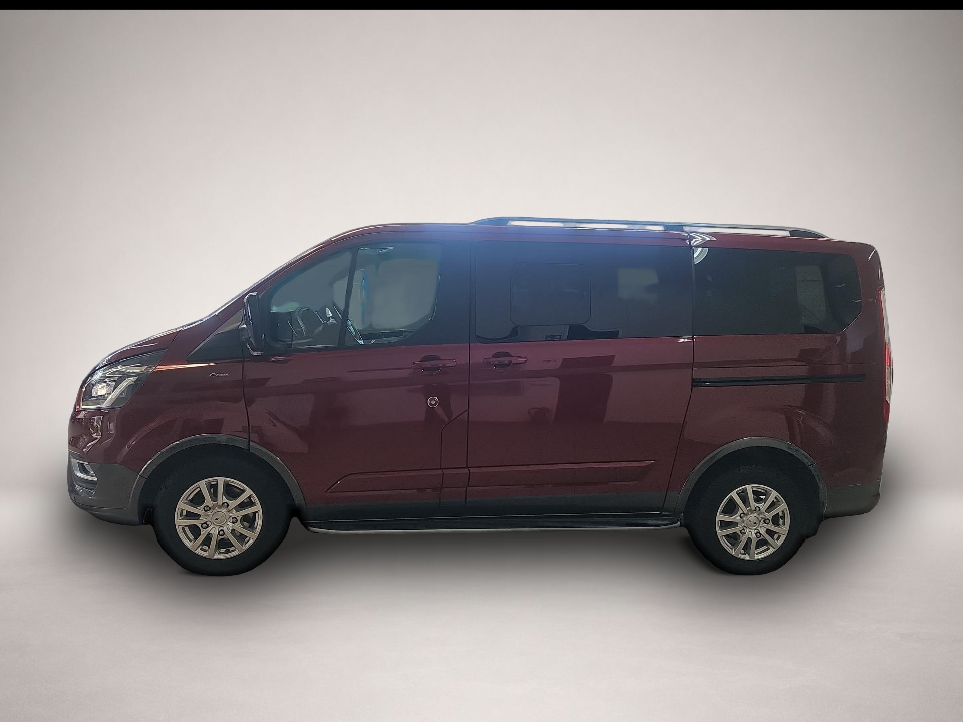 Bild 6 Ford Tourneo Custom Active L1 8-fach bereift Bluetoot