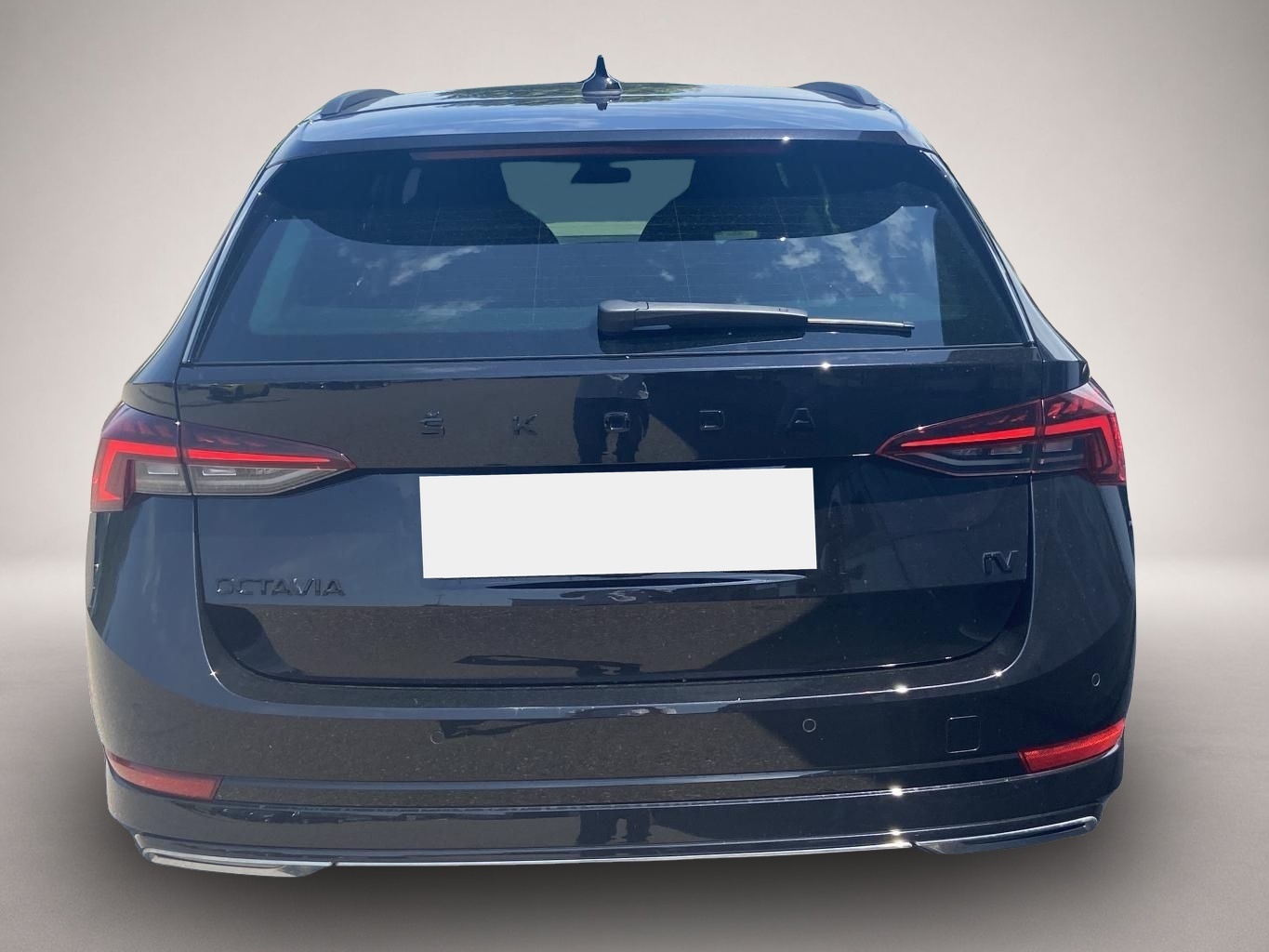 Bild 3 Skoda Octavia Combi 1.4 TSI DSG eHybrid SPORTLINE HEAD