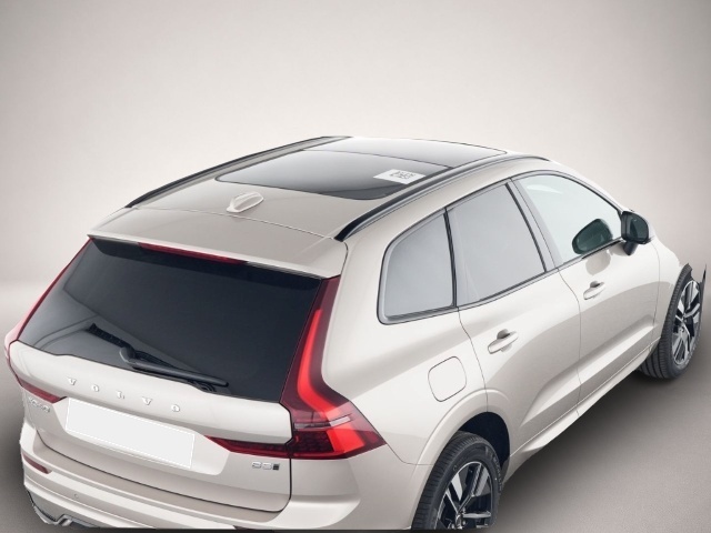 Bild 5 Volvo XC60 FACELIFT Plus Dark AWD HUD Digitales Cockpi