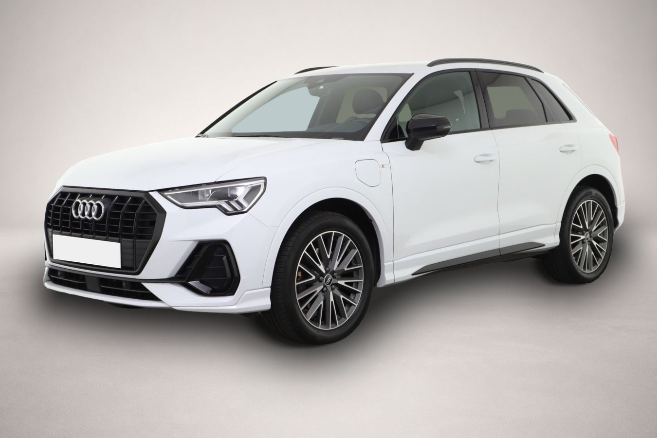 Fotografie Audi Q3 45 TFSI e S tronic S line LED/ACC/Kamera/Navi