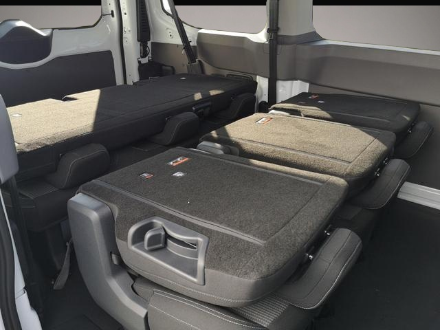 Bild 3 Volkswagen T7 Transporter 2.0 TDI 110 kW KR T7 Transporter 2.0 TDI DSG 9 .