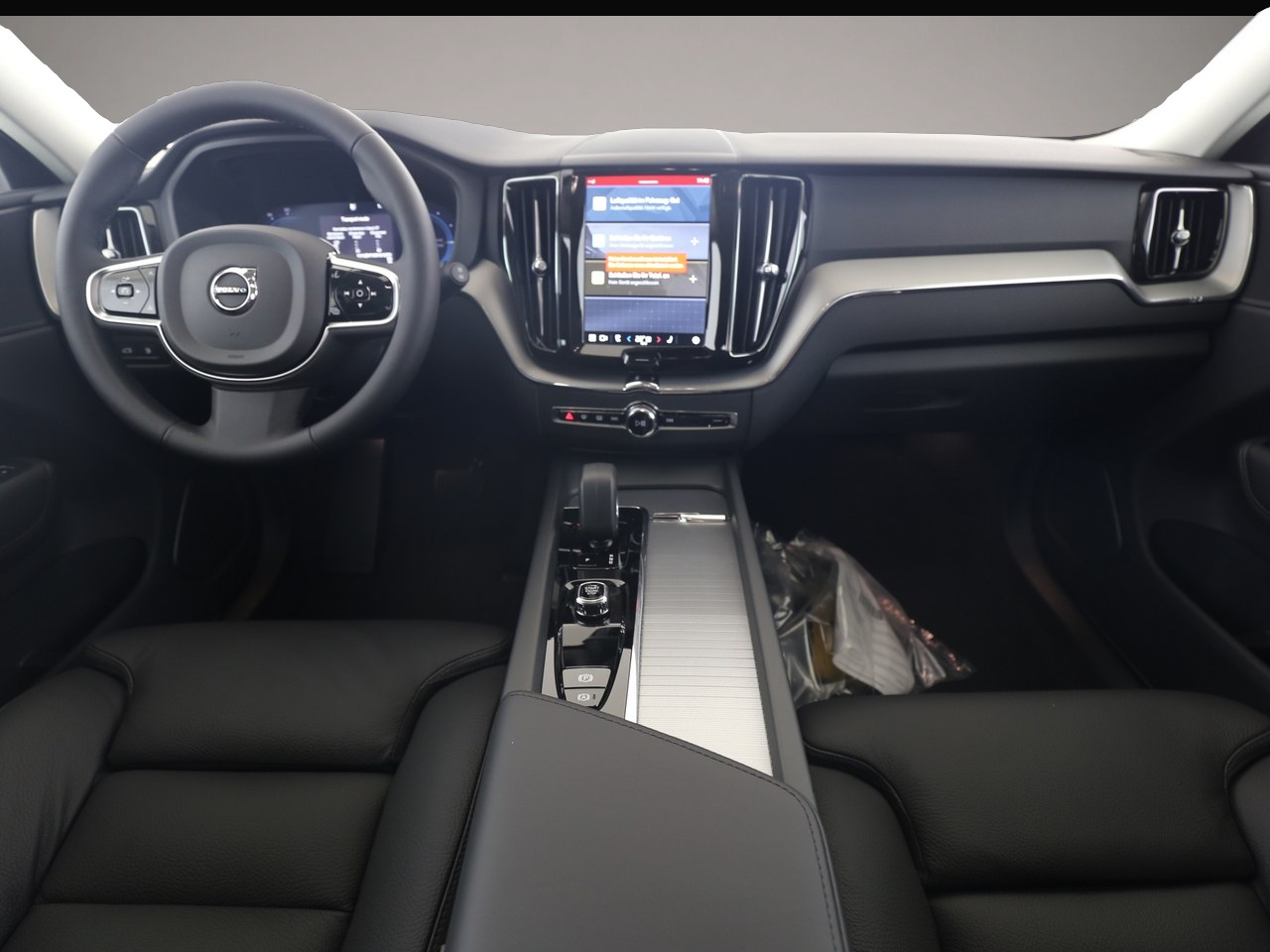 Bild 6 Volvo XC60 Plus Bright Recharge Plug-In Hybrid AWD T8
