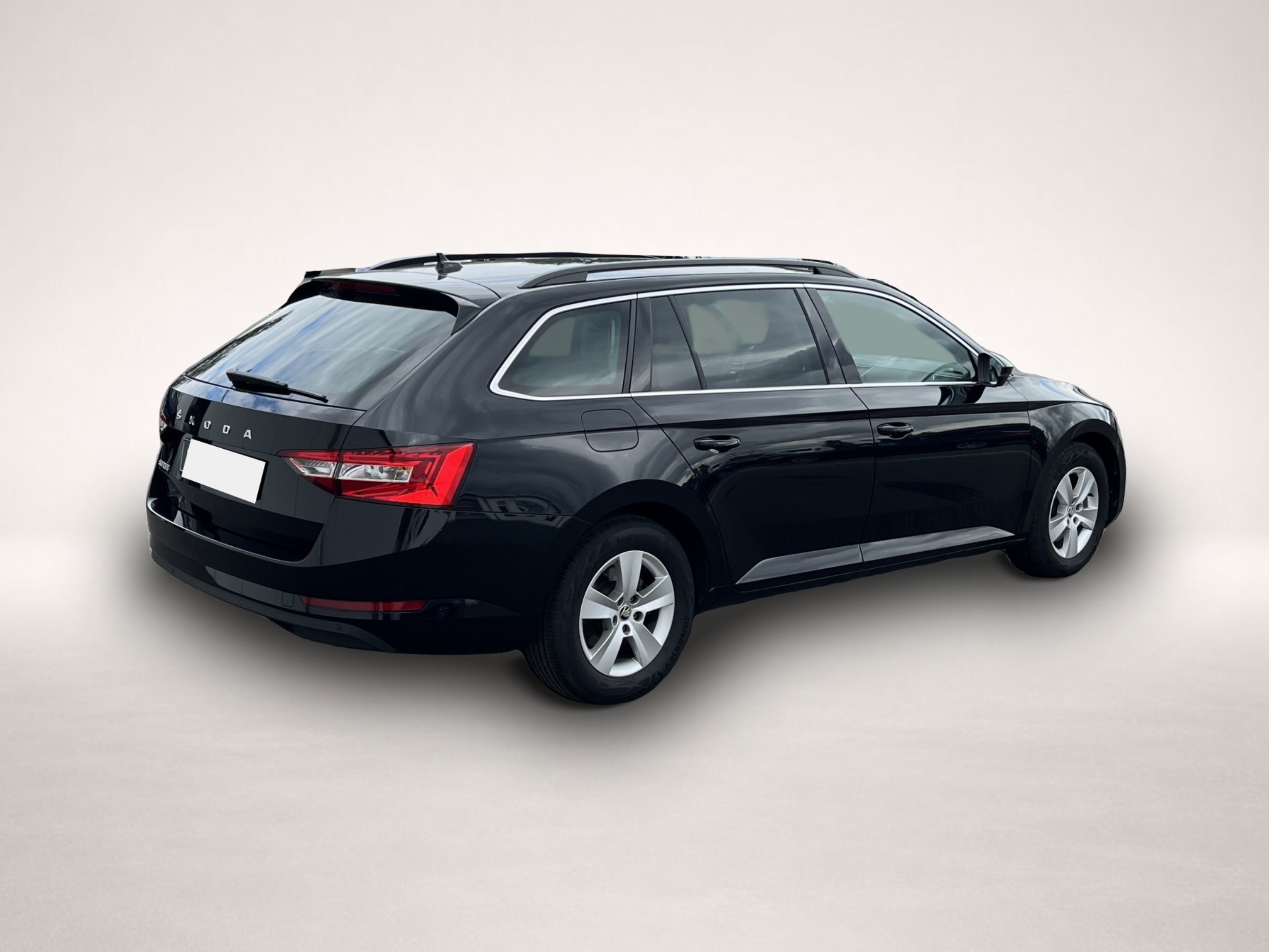 Bild 7 Skoda Superb Combi 2.0 TDI DSG Ambition 175¤ m.20% Anz