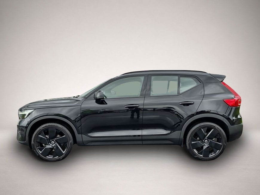 Bild 4 Volvo XC40 B3 B DKG Plus Black Edition