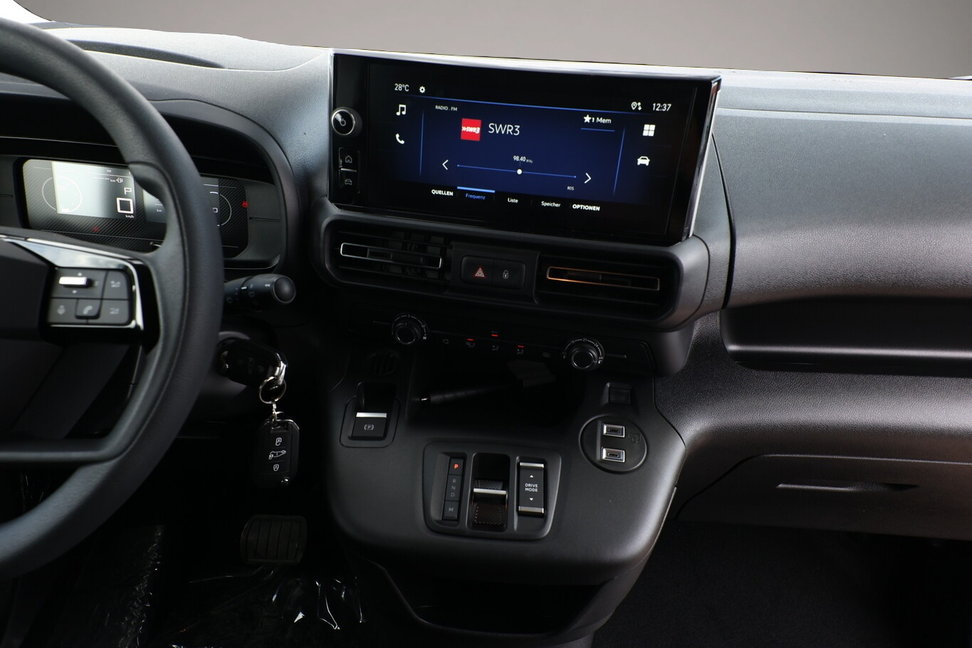 Bild 7 Opel Combo XL AT8 LED CarPlay Kam SichtP Gummib 3-S