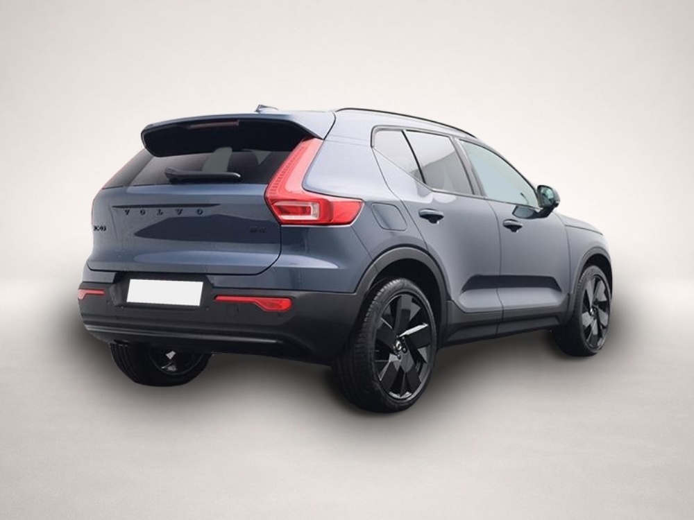 Bild 5 Volvo XC40 2.0 Black Edition Plus B4 Mild-Hybrid 197P