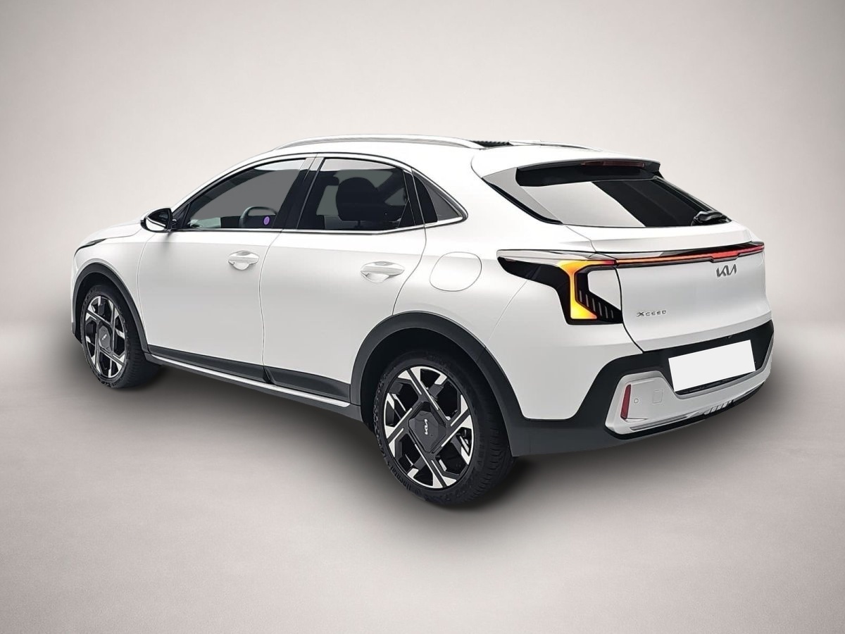 Fotografie 3 des Kia XCEED 1.6 T-GDI 180 DCT SPIRIT MJ27 SOUND SITZ A