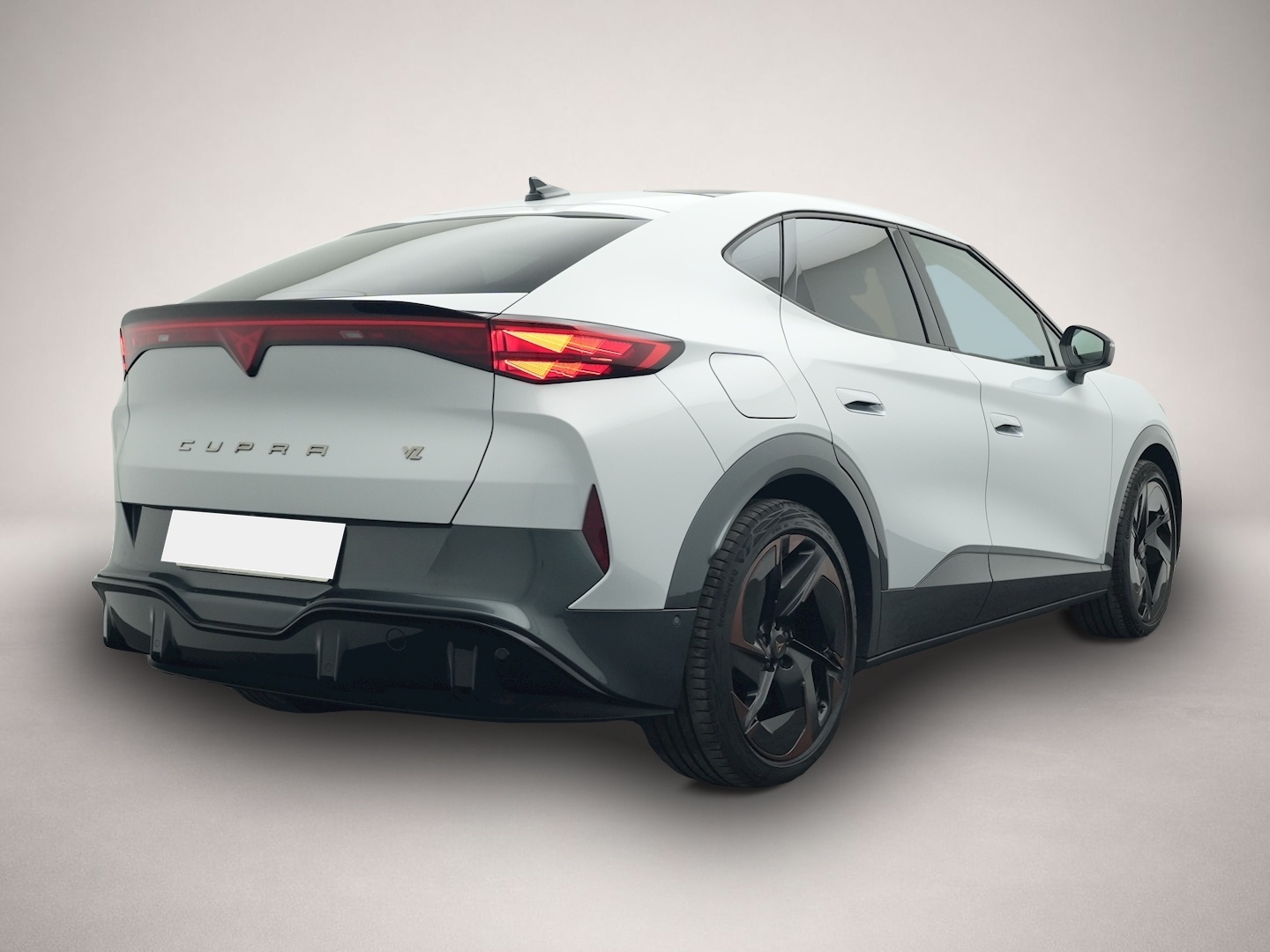 Fotografie 5 des Cupra Tavascan 4x4 VZ Adrenaline PANO NAVI KAMERA HuD