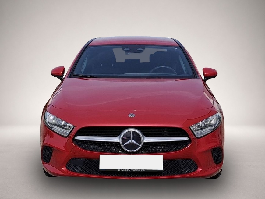 Fotografie Mercedes-Benz A 180 7G-DCT Style