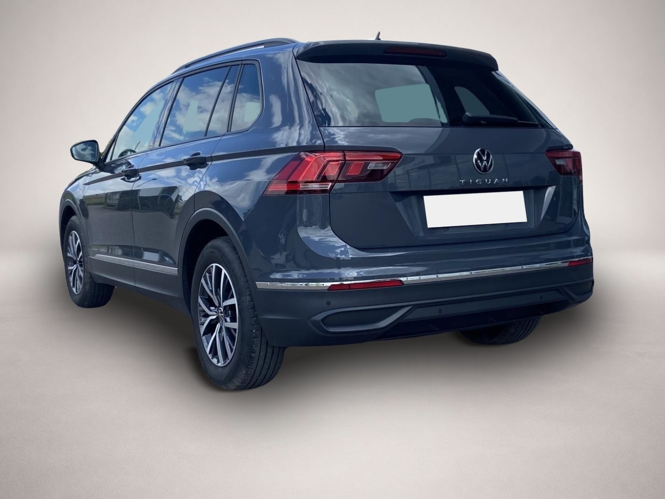 Bild 4 Volkswagen Tiguan 1.5 TSI Life NAVI+LED+KEYLESS+DAB+LANE-AS