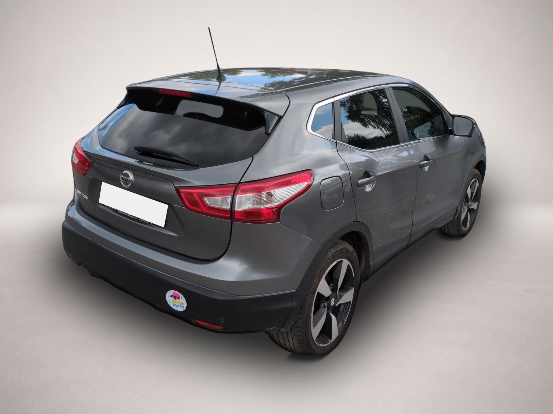Bild 2 Nissan Qashqai N-Connecta Navi MFL BT Verkehrszeichener