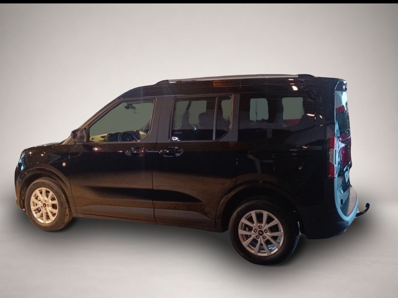 Bild 4 Ford Tourneo Courier TITANIUM NAVI / AHK / PDC / WINT