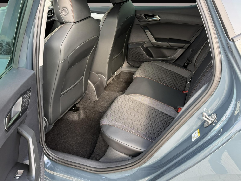 Fotografie 6 des Seat Leon Style 2,0 TDI 85kW 10 Jahre Garantie