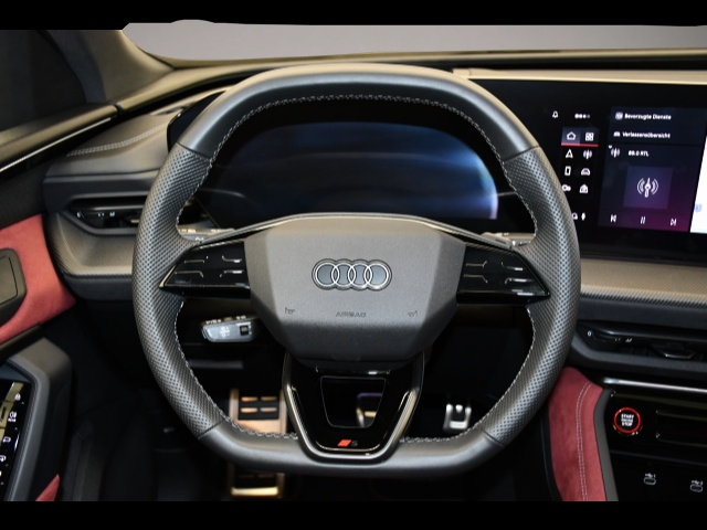 Bild 5 Audi quattro SQ5 3.0 TFSI quattro S tronic edition one schwar