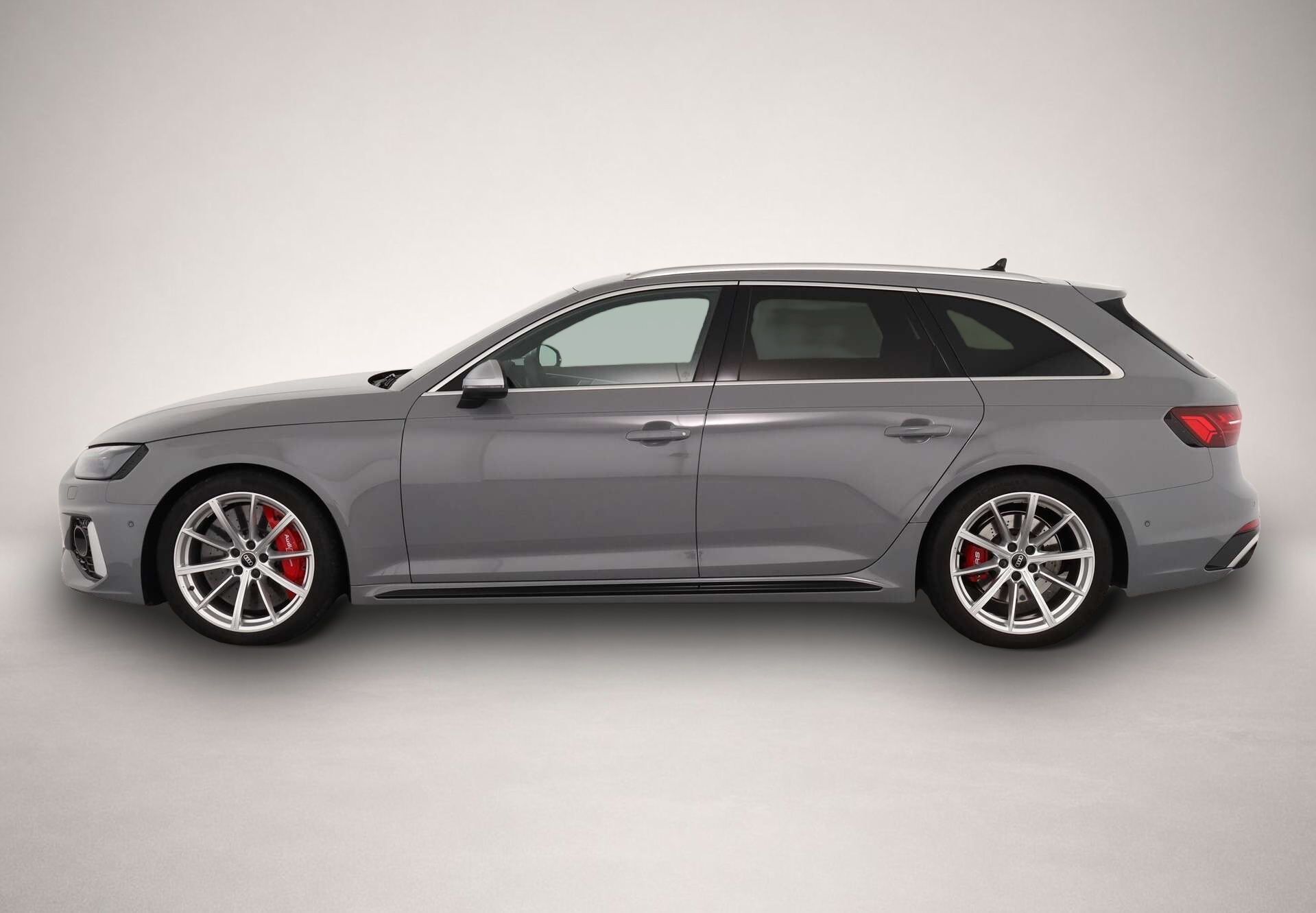 Bild 4 Audi quattro RS4 Avant TFSI quattro