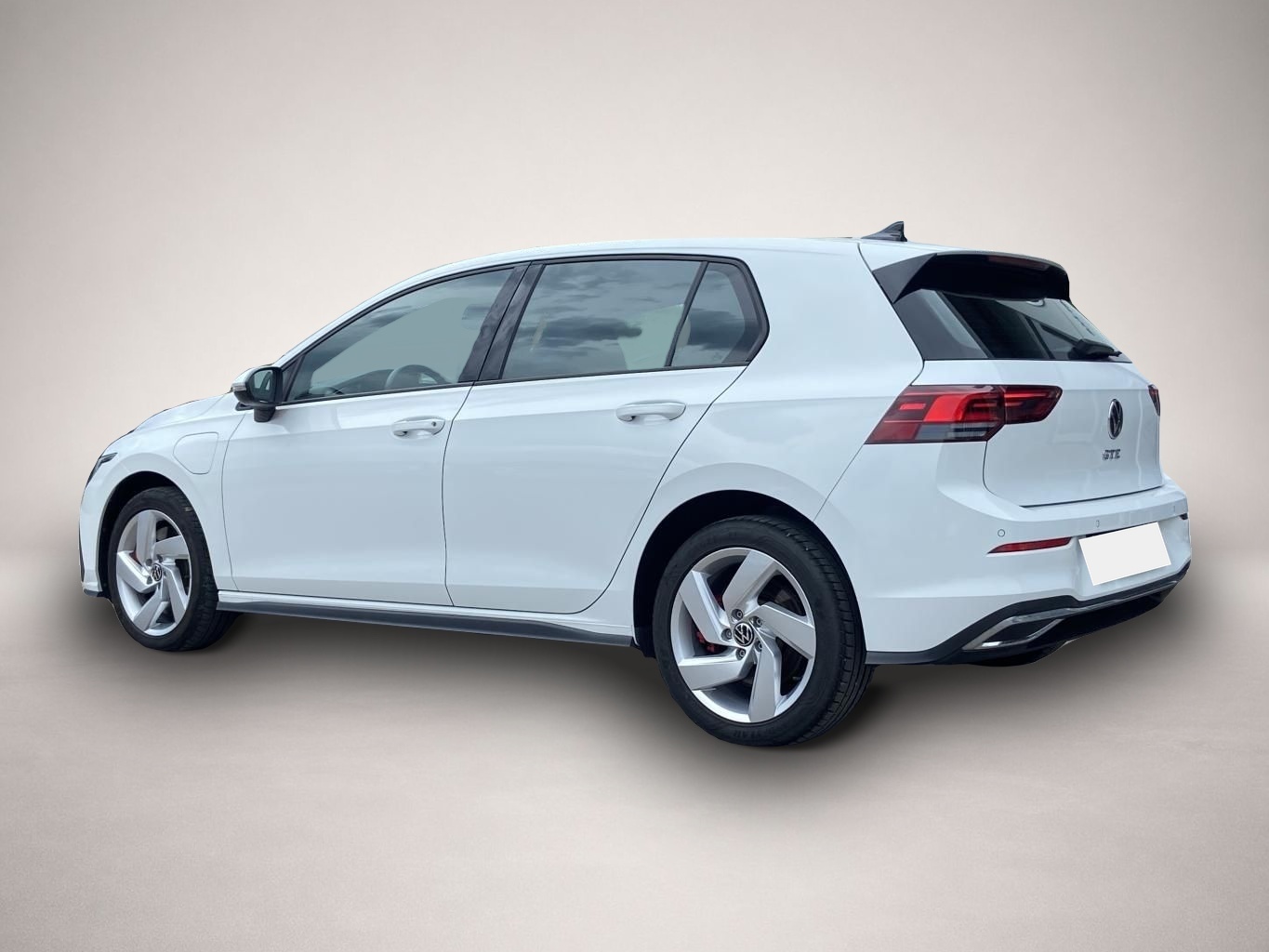 Bild 3 Volkswagen Golf 1.4 TSI DSG eHybrid APP-CONNECT+ACTIVE-INFO