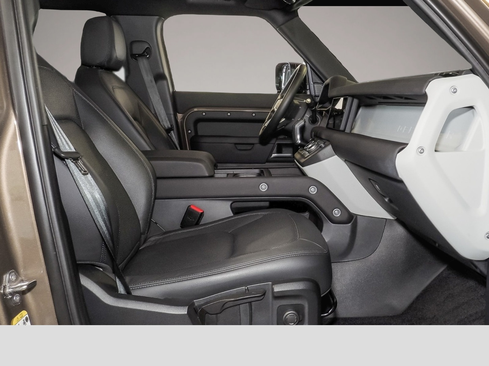Bild 5 Land Rover DEFENDER S D 200 MHEV