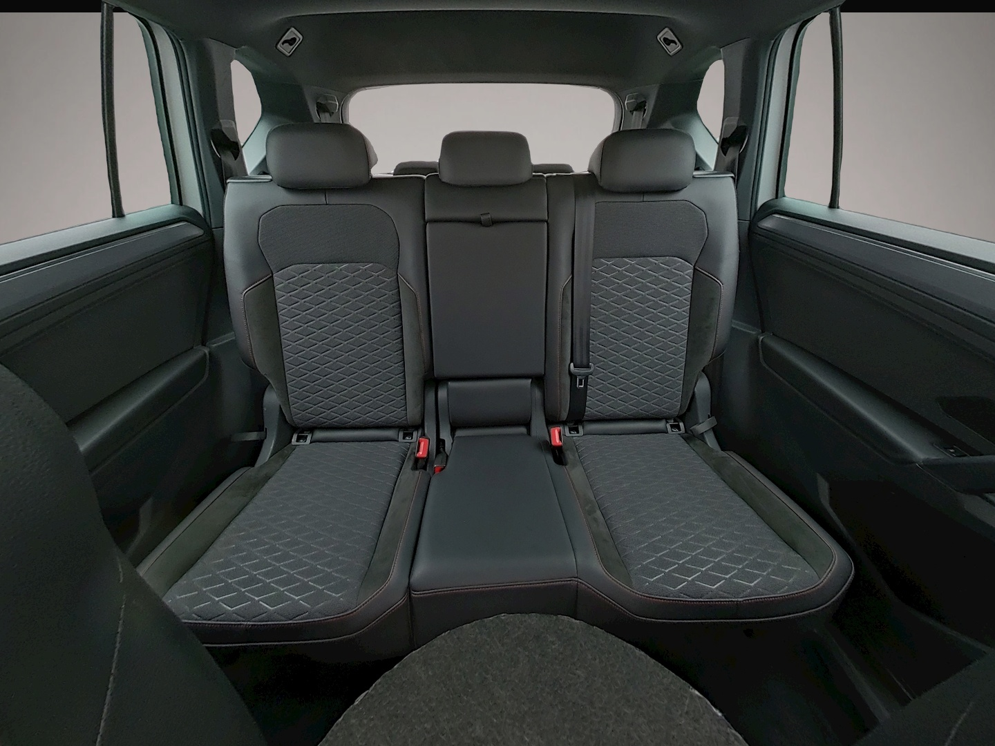 Bild 6 Seat Tarraco 2.0 TDI DSG 4Dr. FR 7S AHK PANO STANDH N
