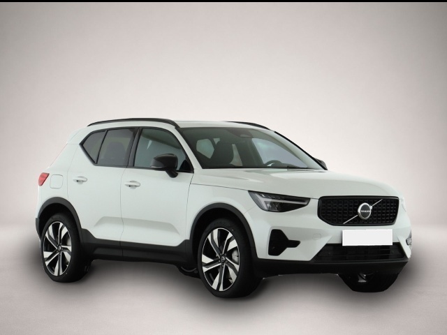 Bild 3 Volvo XC40 Plus Dark 2WD B4 20''/Pano Gewerbeaktion