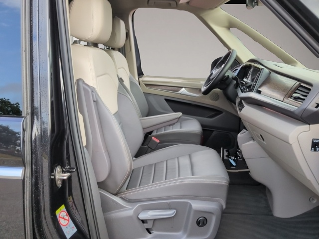 Bild 6 Volkswagen T7 Multivan lang Style TDI*AHK HeadUp ACC Leder