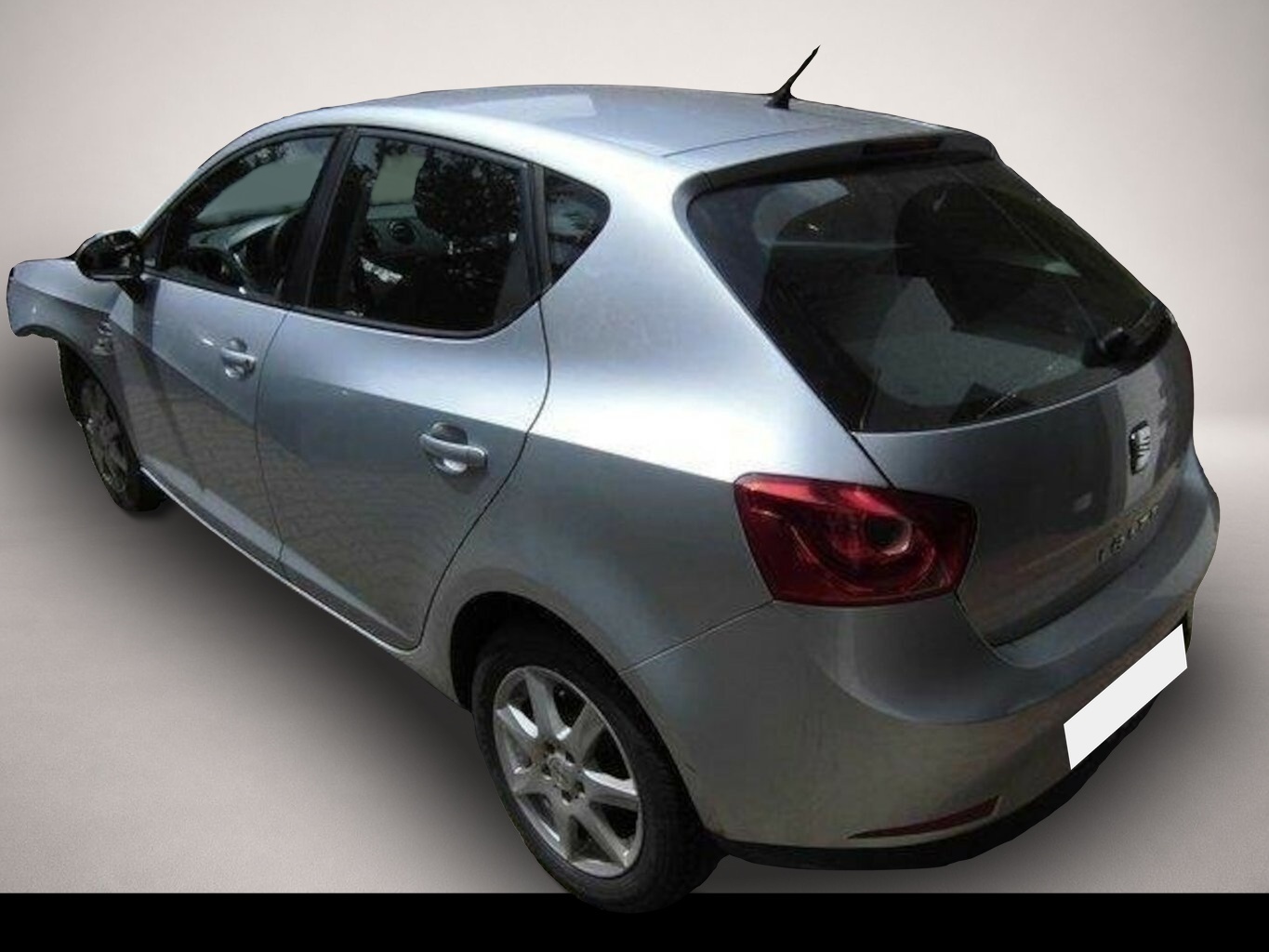 Bild 3 Seat Ibiza 1.4 *Unfall* Infos auf Anfrage!...