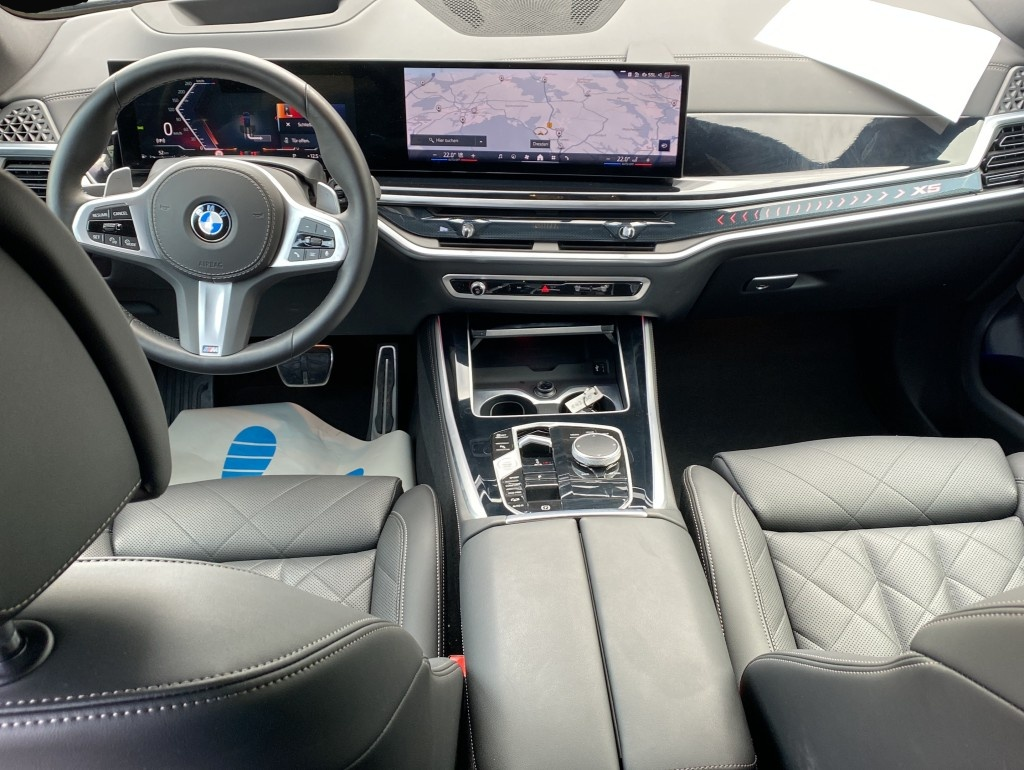 Bild 3 BMW X5 xDrive 30d M Sport*UPE 112.000¤*Pano