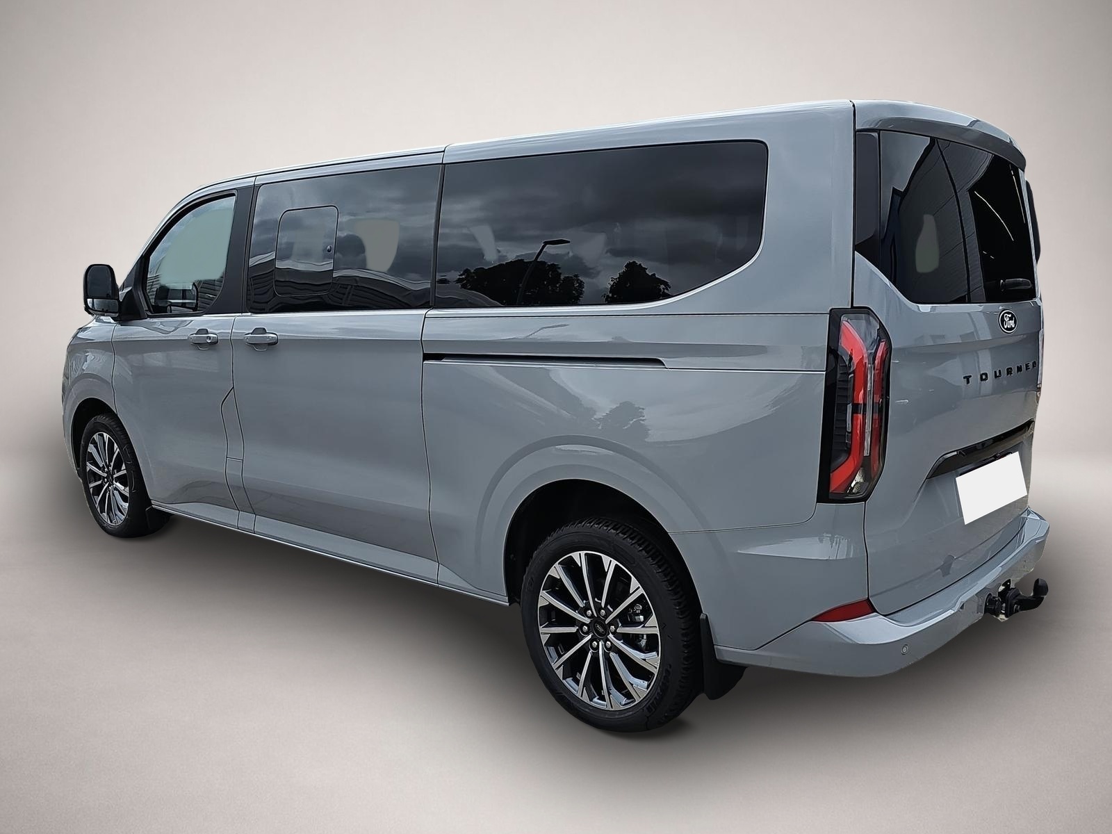Fotografie 5 des Ford Tourneo Custom 2.0 EB Autom Titanium X L2 AHK
