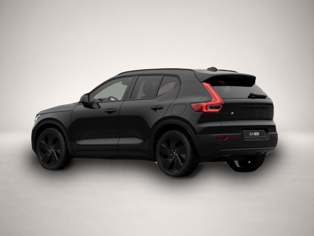 Bild 3 Volvo EX40 Single Motor Extended Range RWD Ultra Black