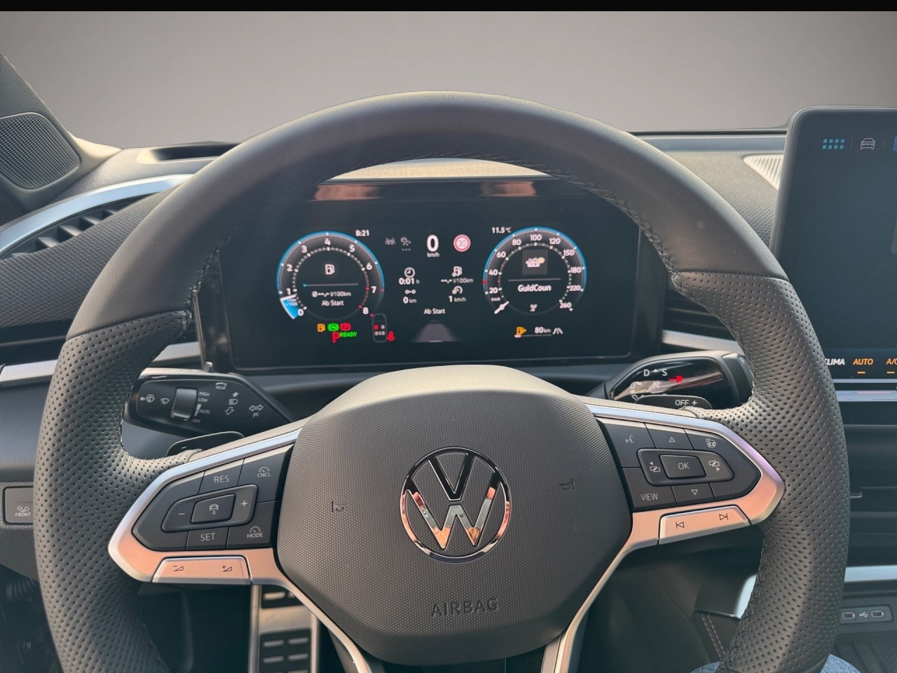 Bild 6 Volkswagen T-Roc 1.5 eTSI 150PS R-Line NEUES MODEL AHK