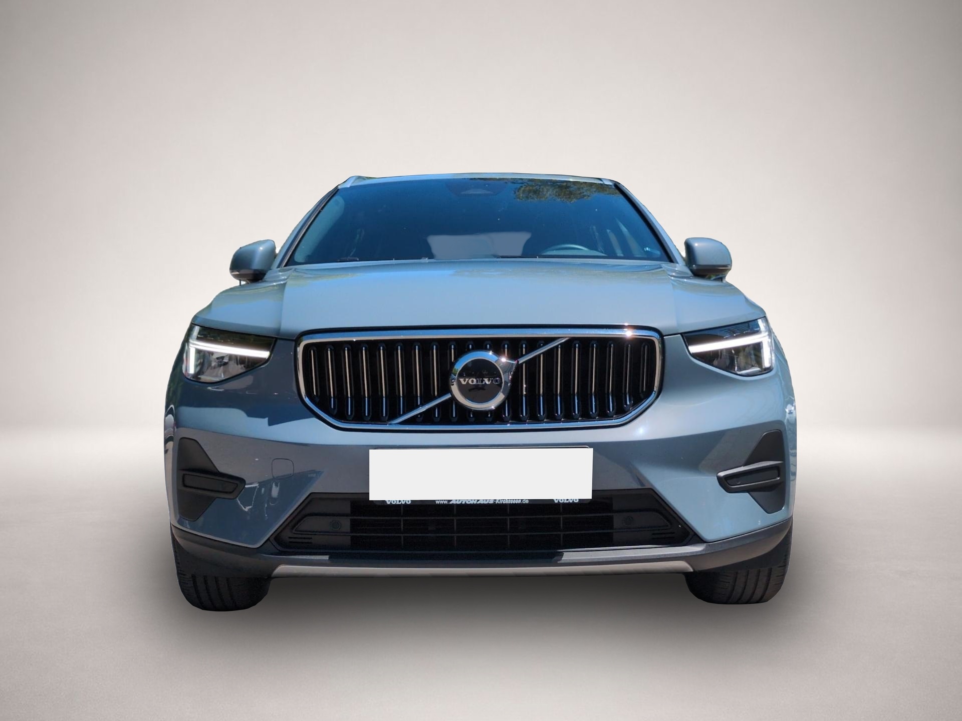 Bild 5 Volvo XC40 B3 (Benzin) Plus Bright 2WD Automatik Navi