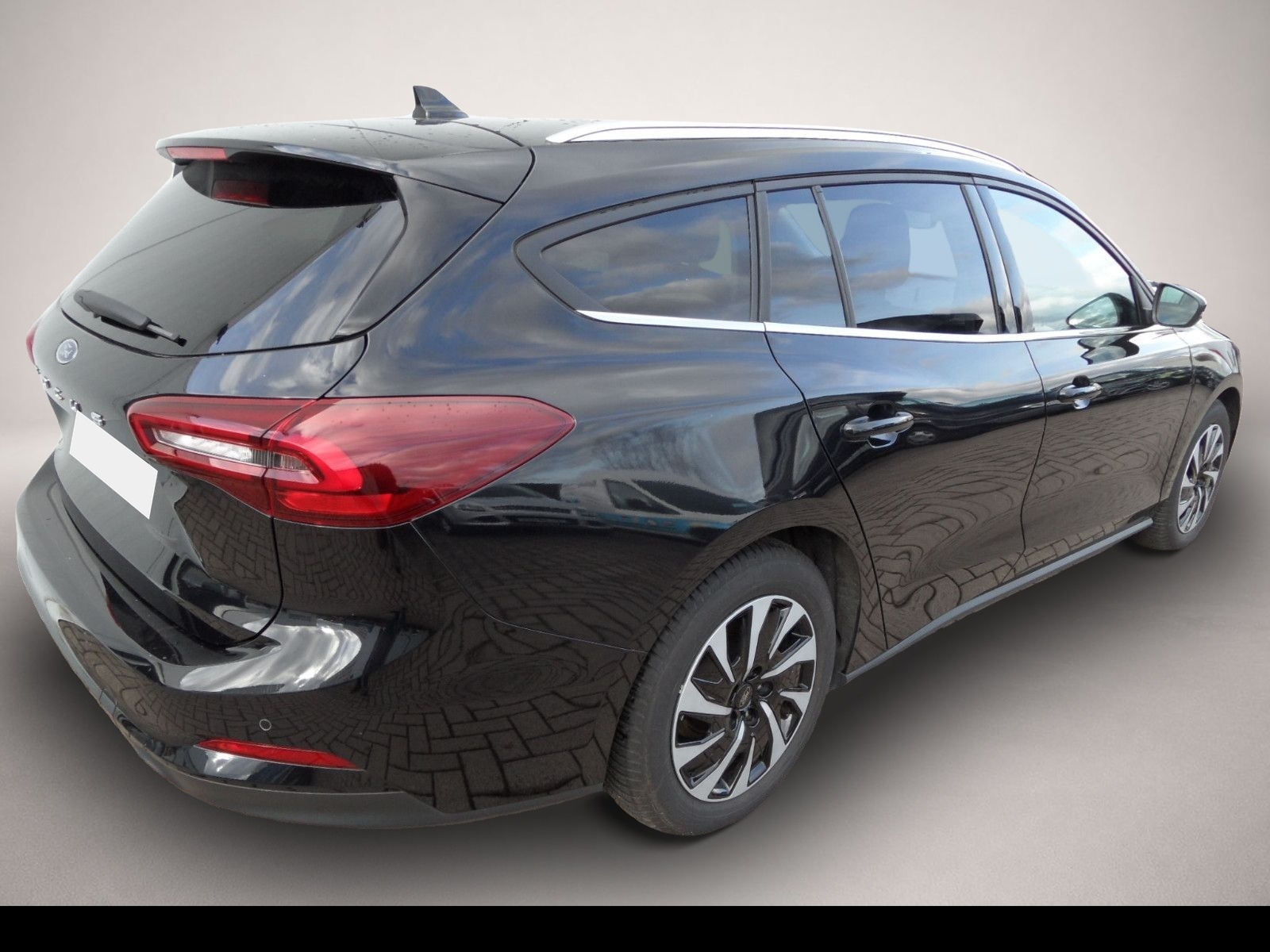 Bild 4 Ford Focus 1,0 Turnier Titanium+Navi-SYNC4+Sitzhzg.