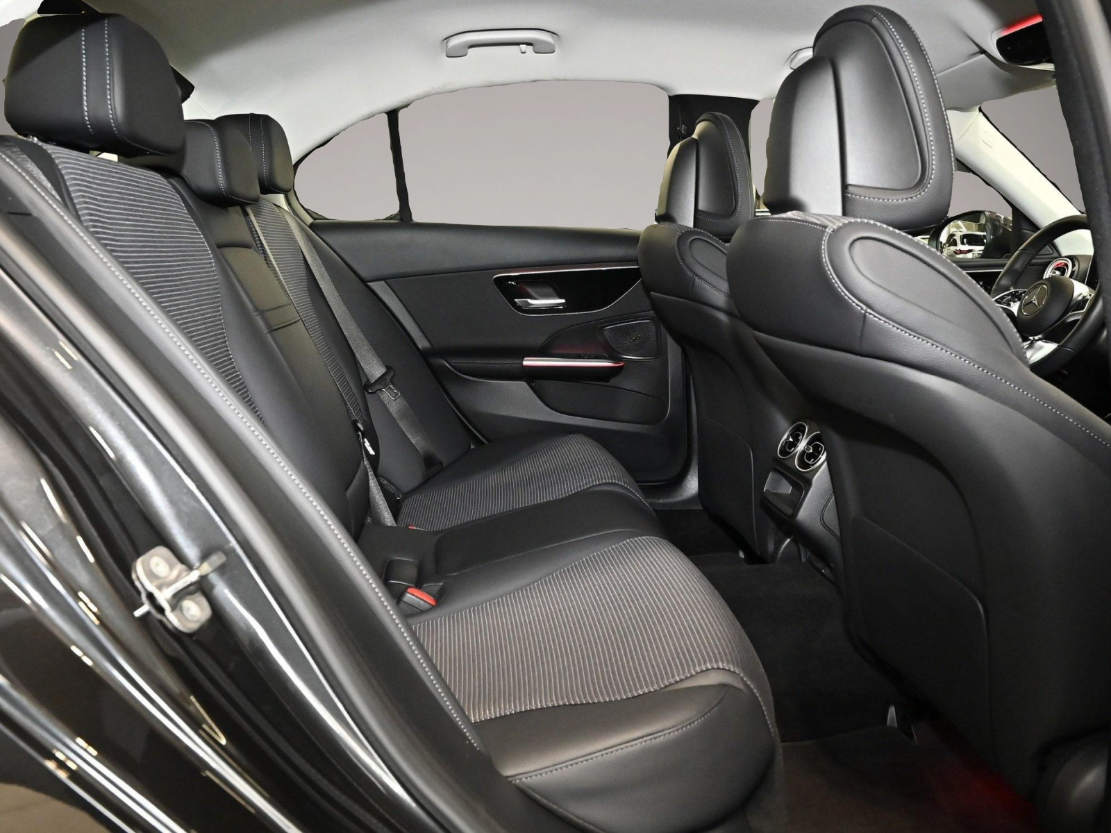 Bild 4 Mercedes-Benz C 300
