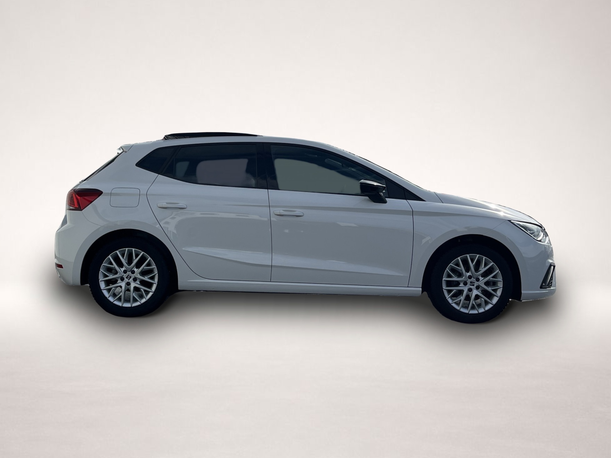 Bild 4 Seat Ibiza 1.0 TSI FR 106¤ m.20% Anz. PANO Navi LED R