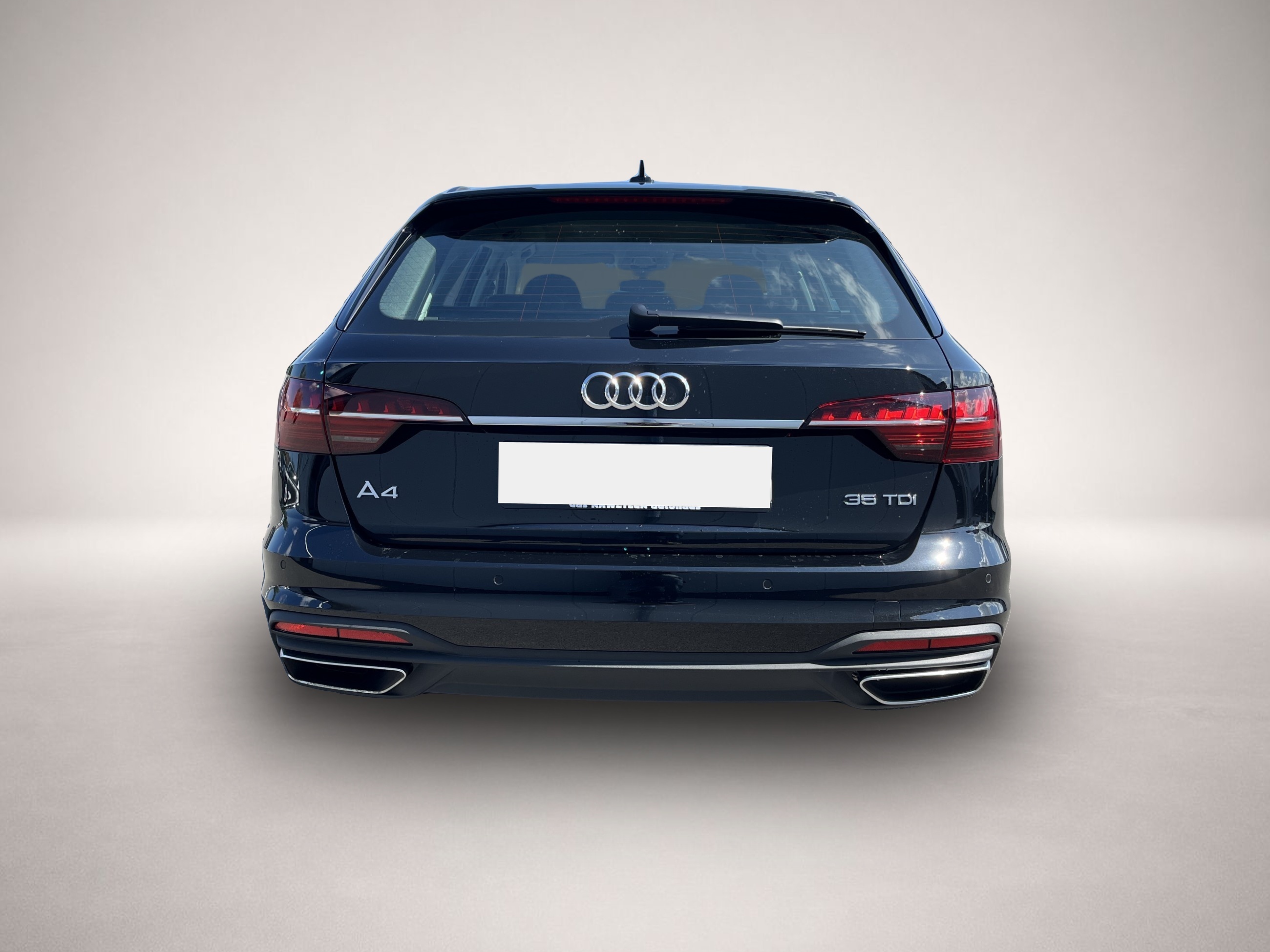 Fotografie des Audi A4 Avant 35 2.0 TDI S tronic AHK Navi ACC LED PD